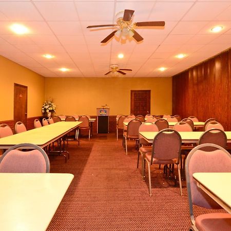 Americas Best Value Inn Iola İş olanakları fotoğraf