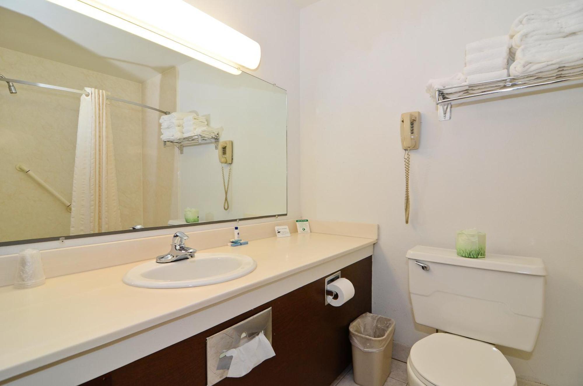 Americas Best Value Inn Iola Oda fotoğraf