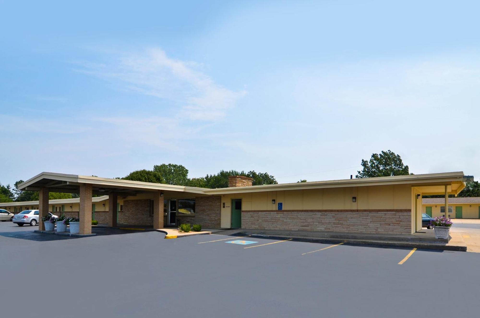 Americas Best Value Inn Iola Dış mekan fotoğraf