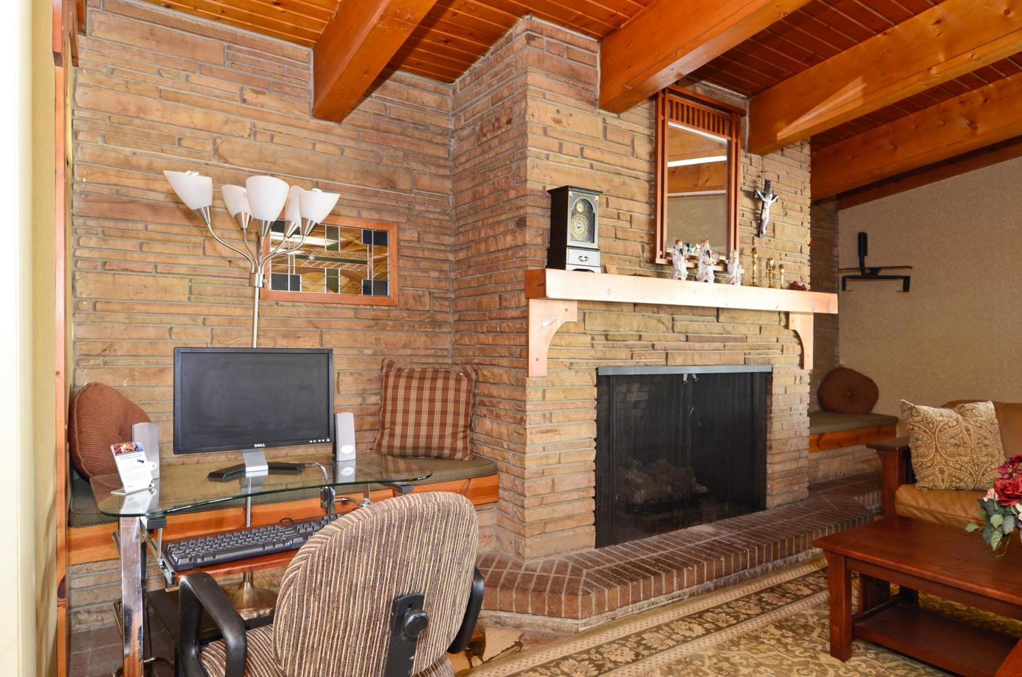 Americas Best Value Inn Iola Dış mekan fotoğraf