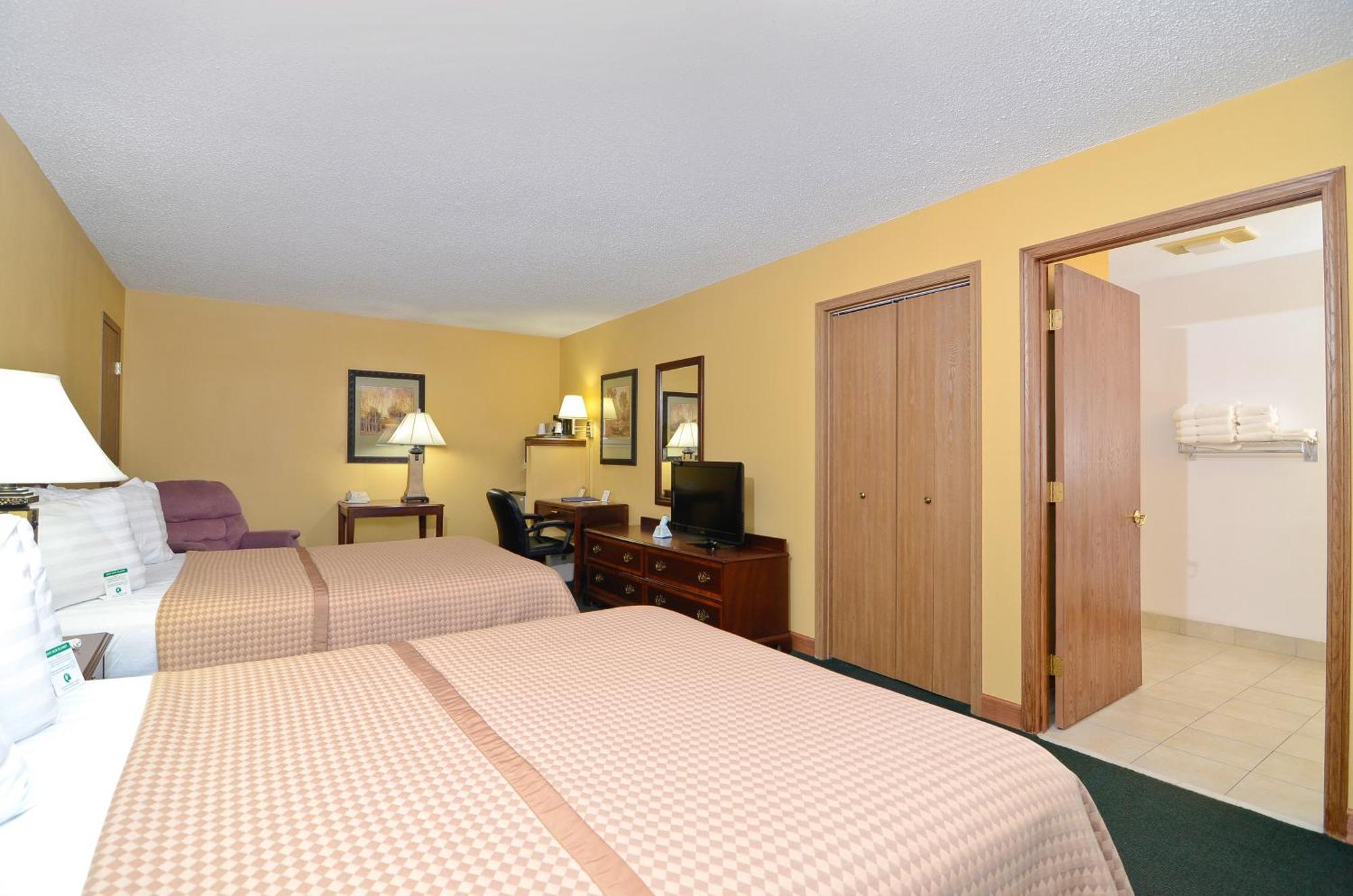 Americas Best Value Inn Iola Dış mekan fotoğraf